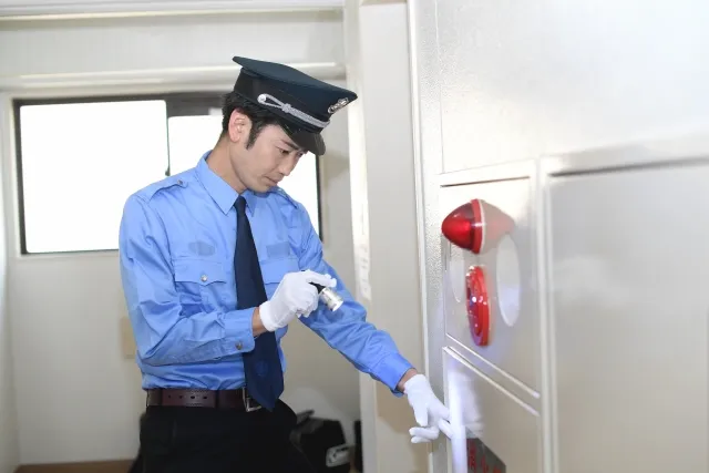 施設警備